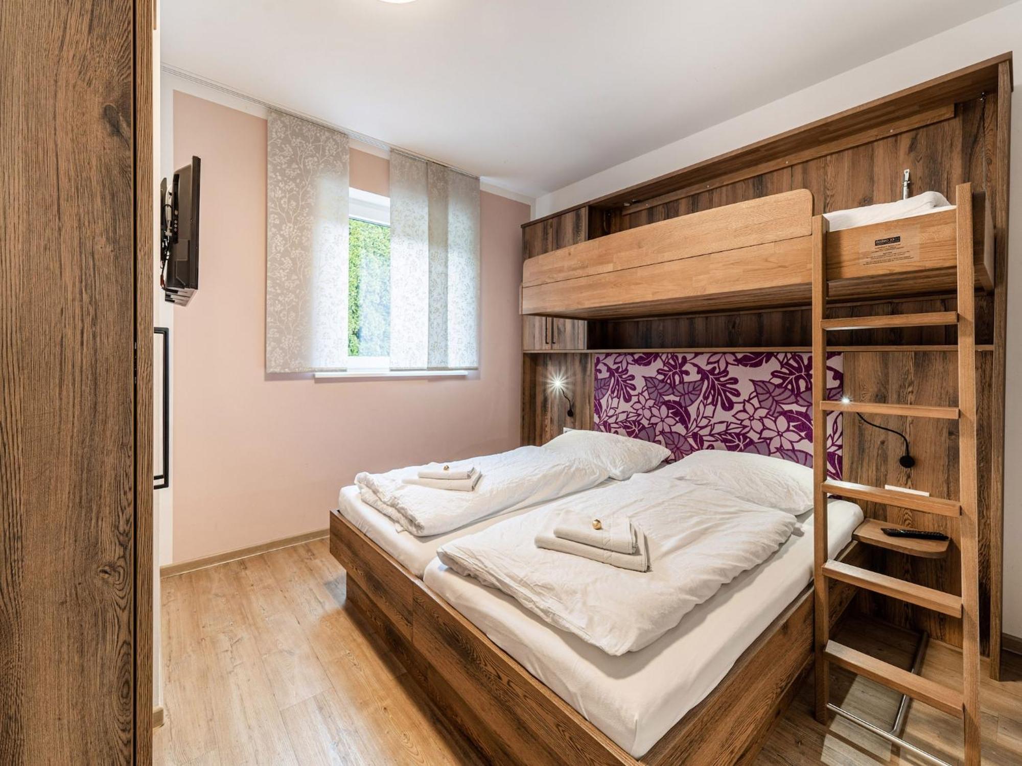 Large Apartment In Sankt Georgen With Balcony Furstau Ngoại thất bức ảnh