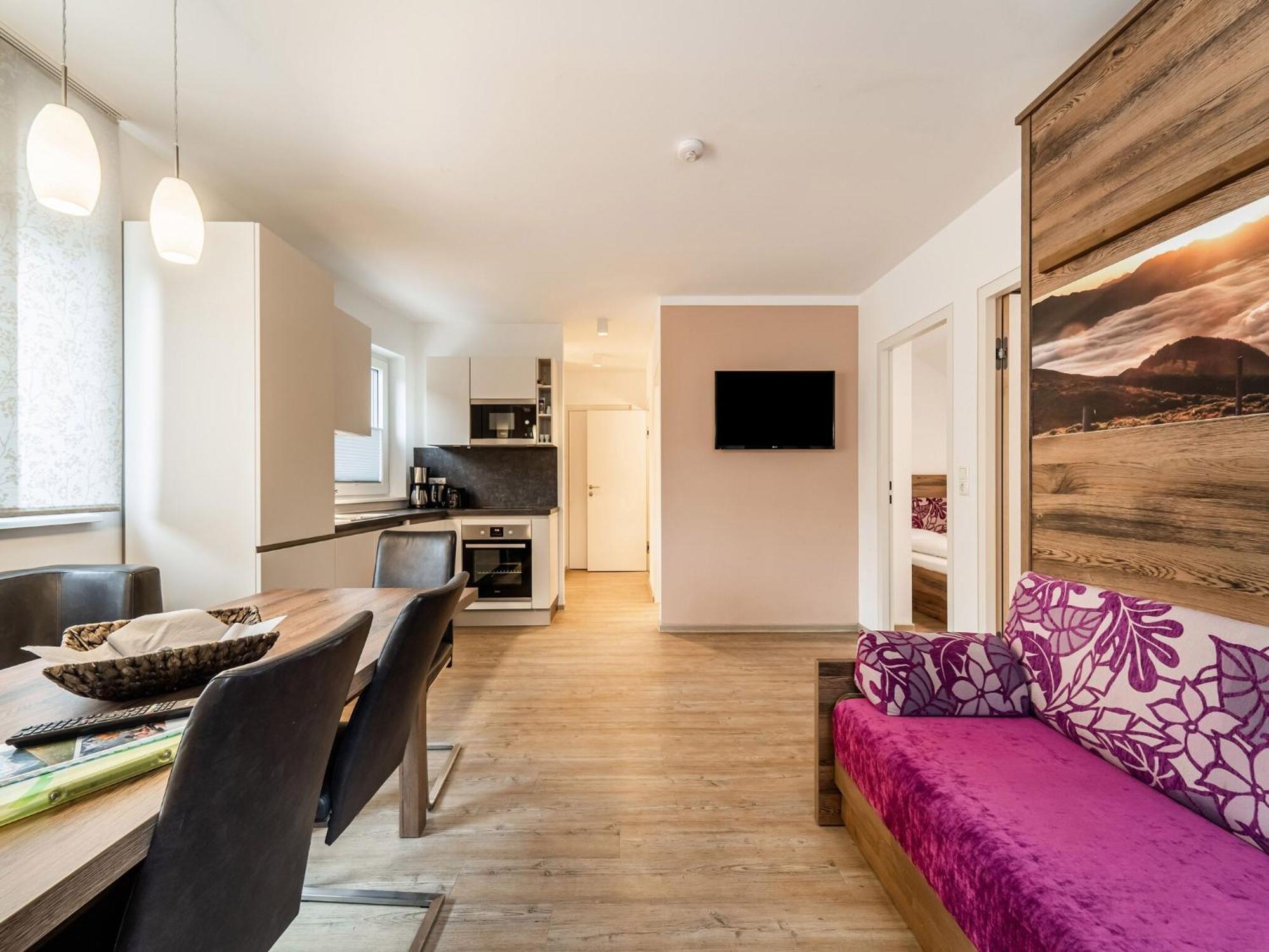 Large Apartment In Sankt Georgen With Balcony Furstau Ngoại thất bức ảnh